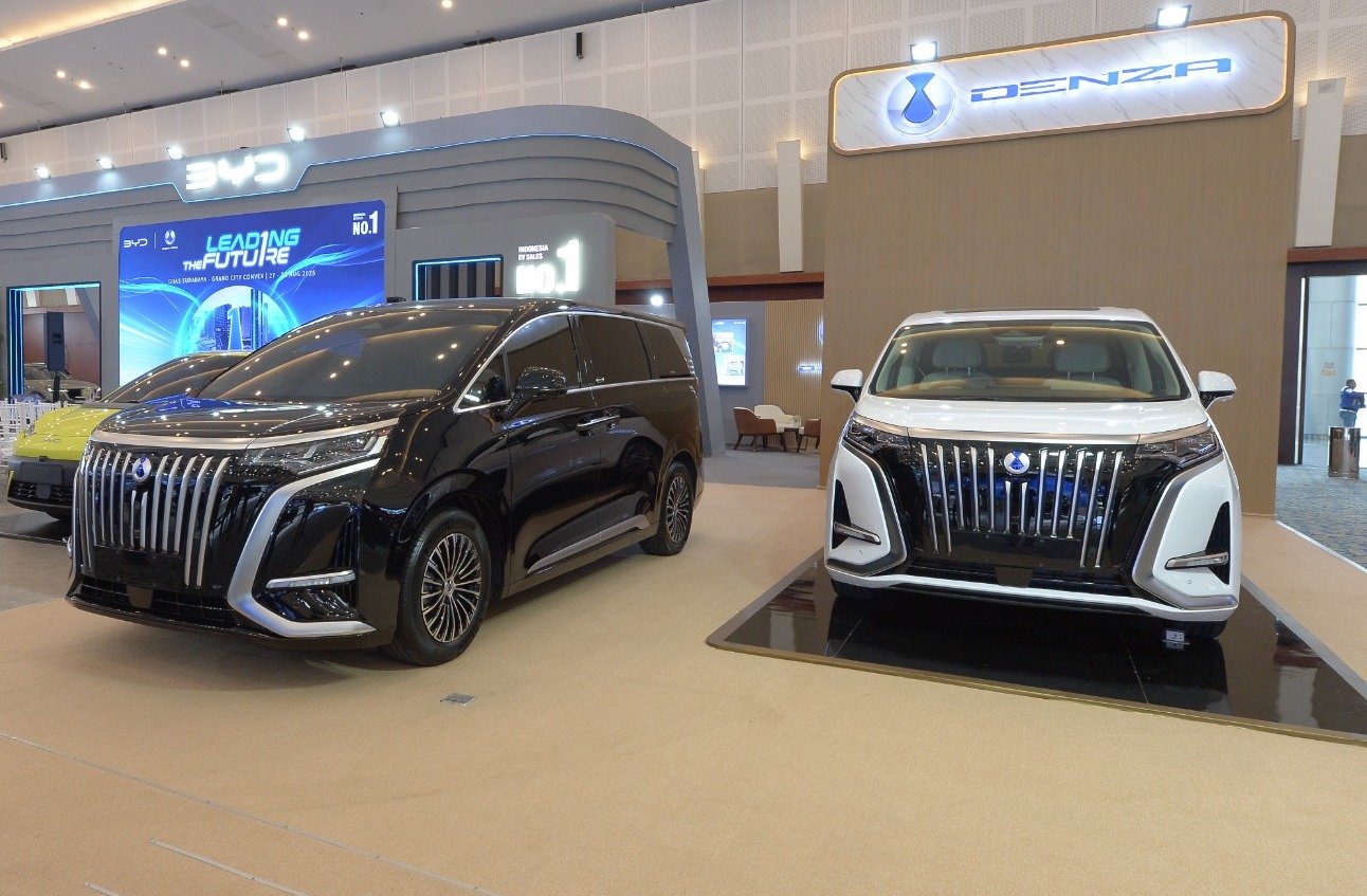Denza Hadir Perdana di GIIAS Surabaya 2025