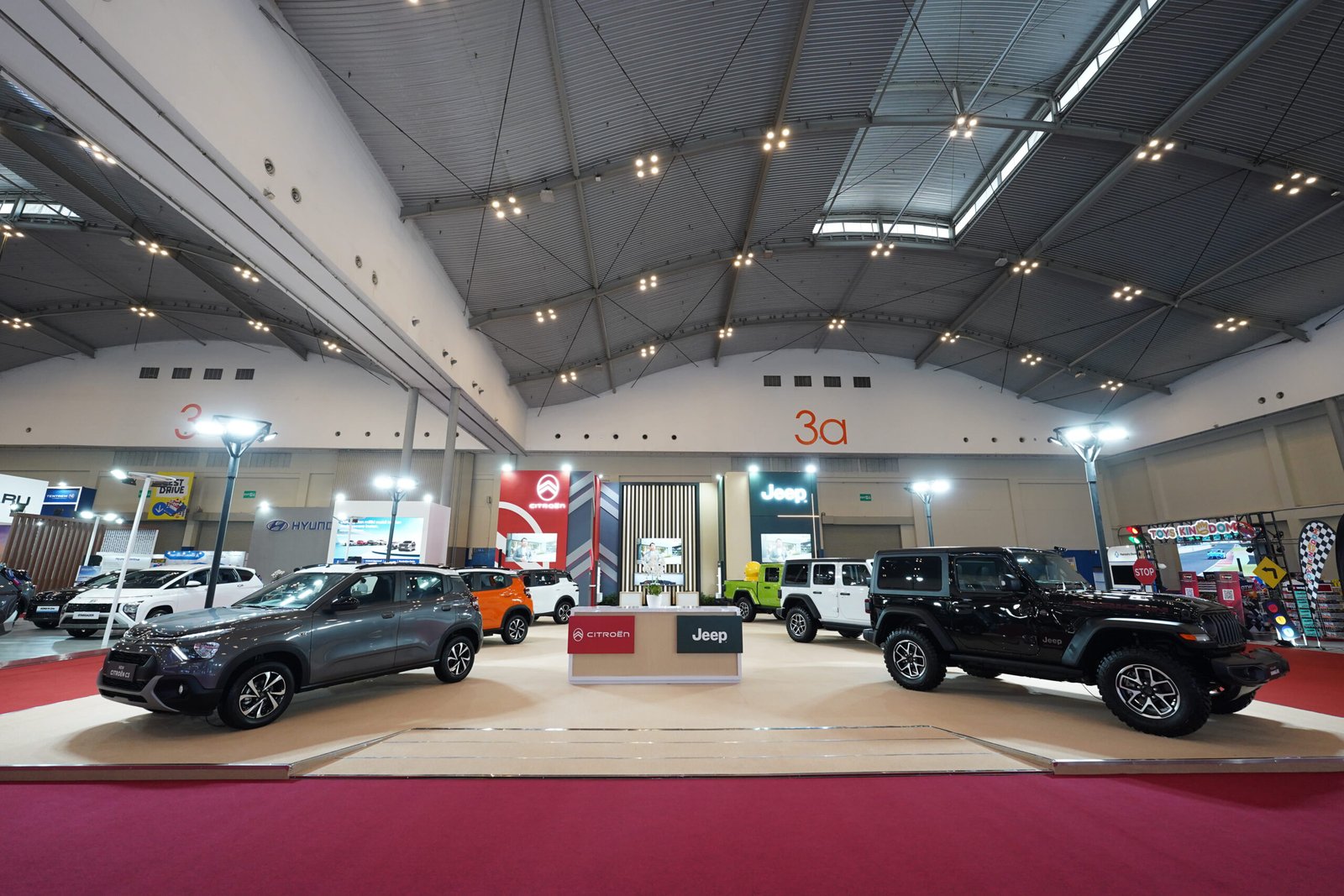 Citroën Ungkap Kenyamanan Modern di GJAW 2025
